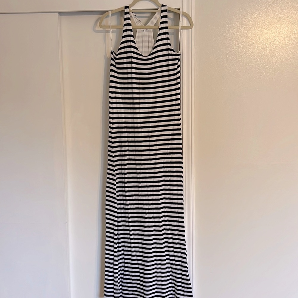Splendid MED Navy/White stripped Razorback dress